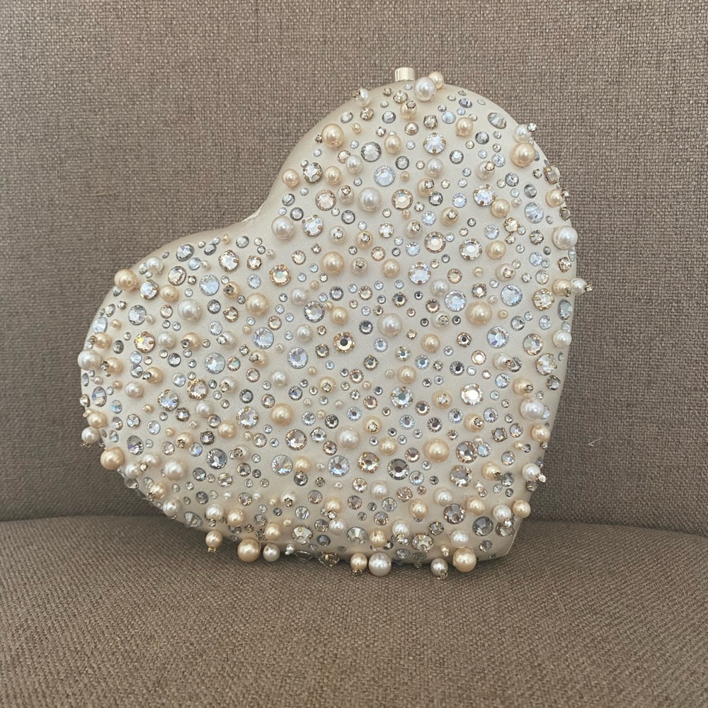 Embellished Heart Purse - Pearl & Rhinestone